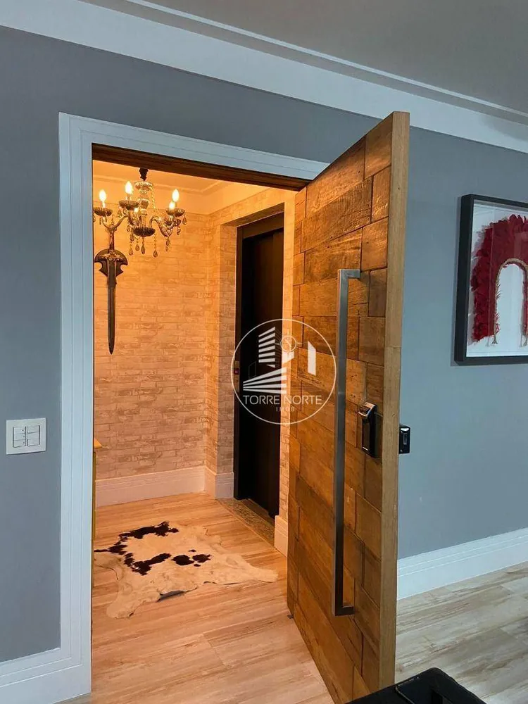 Apartamento, 3 quartos, 260 m² - Foto 2