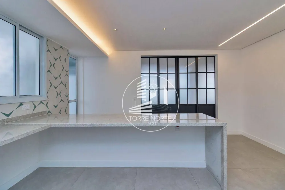 Apartamento, 3 quartos, 239 m² - Foto 3