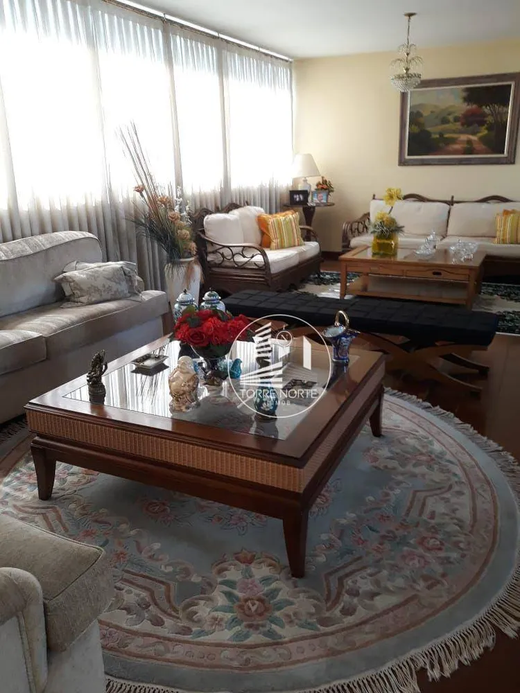 Apartamento, 4 quartos, 275 m² - Foto 1