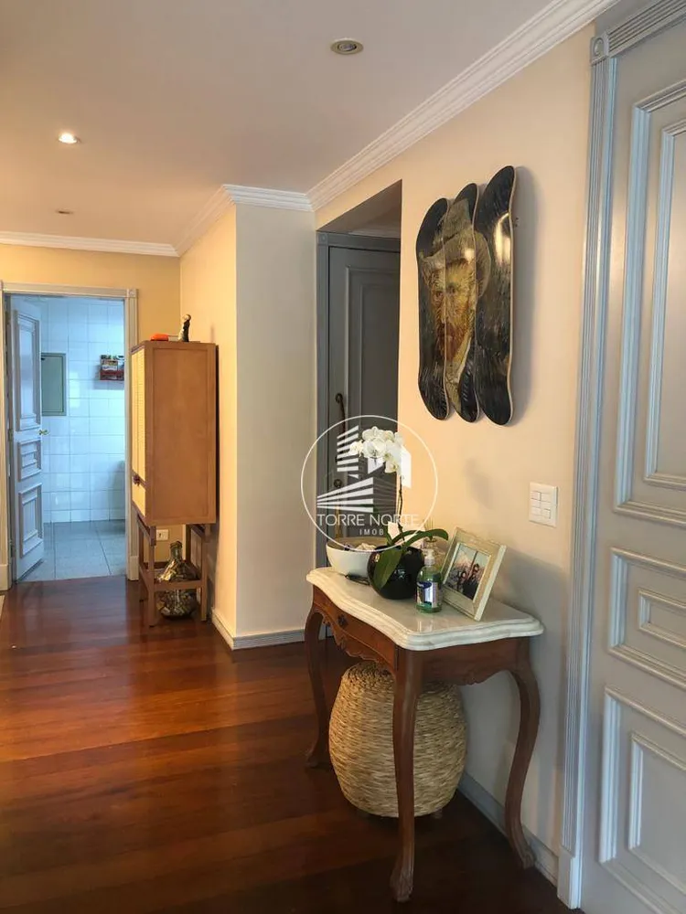 Apartamento, 3 quartos, 185 m² - Foto 2
