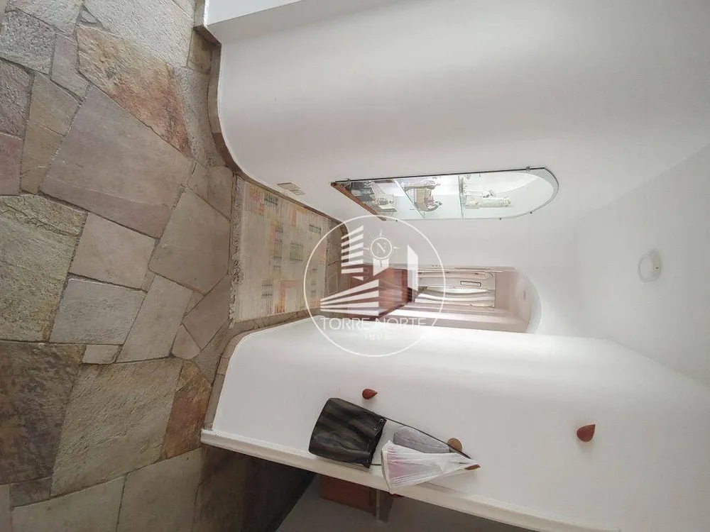 Cobertura, 3 quartos, 270 m² - Foto 8