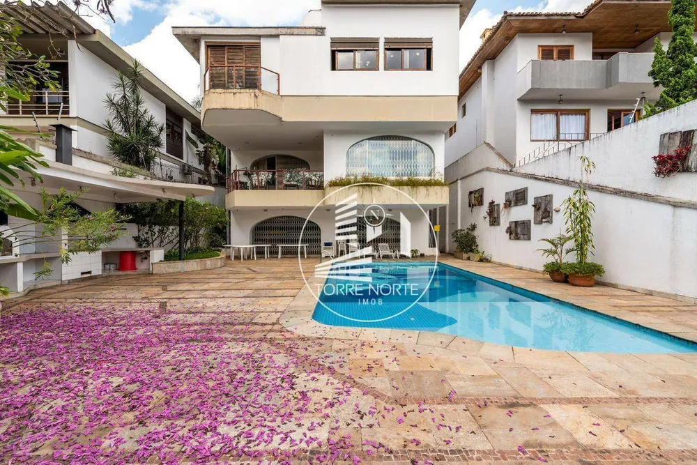Casa, 4 quartos, 750 m² - Foto 1