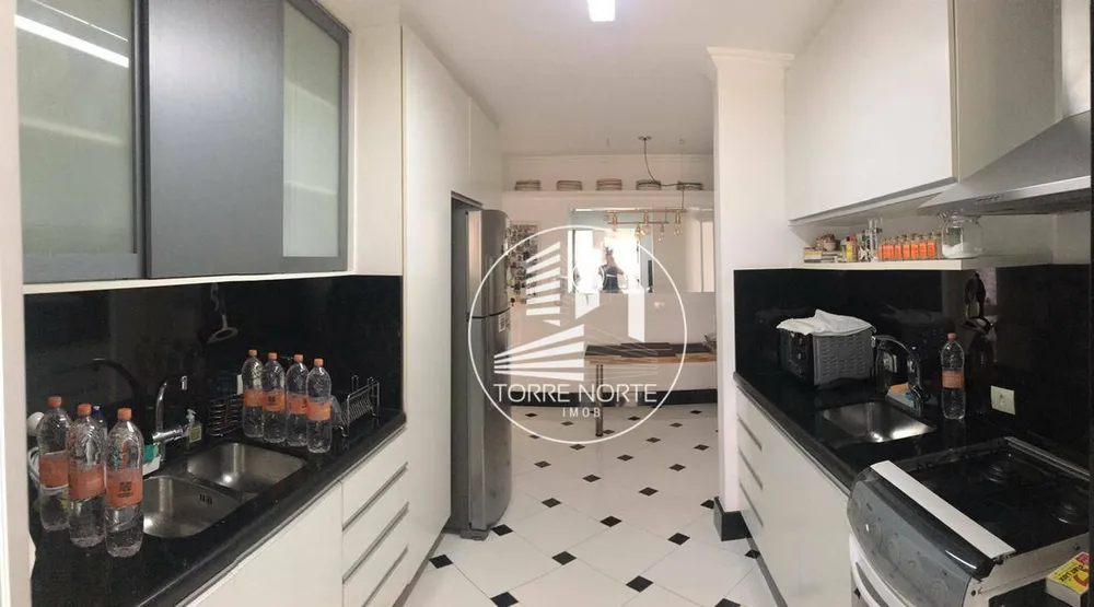 Apartamento, 4 quartos, 200 m² - Foto 2