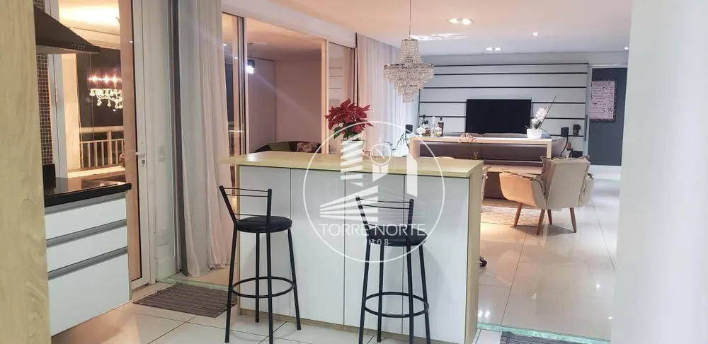 Apartamento, 3 quartos, 141 m² - Foto 2