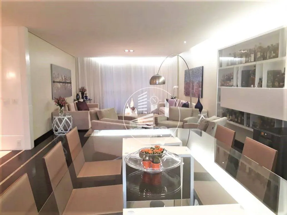 Apartamento, 3 quartos, 250 m² - Foto 2