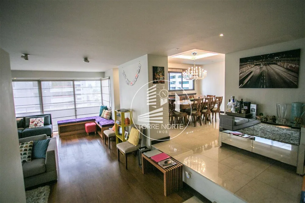 Apartamento, 4 quartos, 290 m² - Foto 1