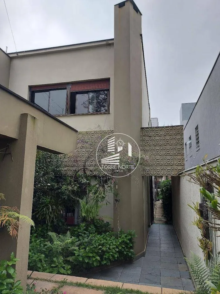 Sobrado, 3 quartos, 224 m² - Foto 2