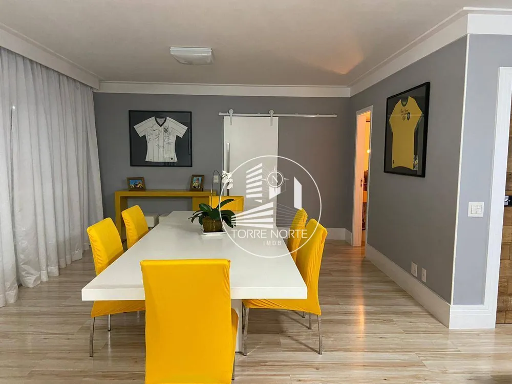 Apartamento, 4 quartos, 260 m² - Foto 1