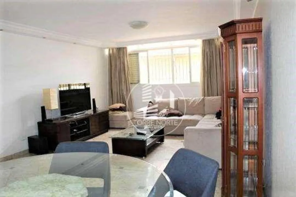 Apartamento, 3 quartos, 131 m² - Foto 2