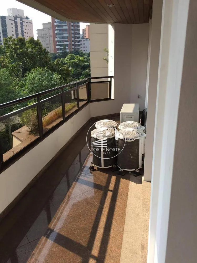 Apartamento, 3 quartos, 285 m² - Foto 2