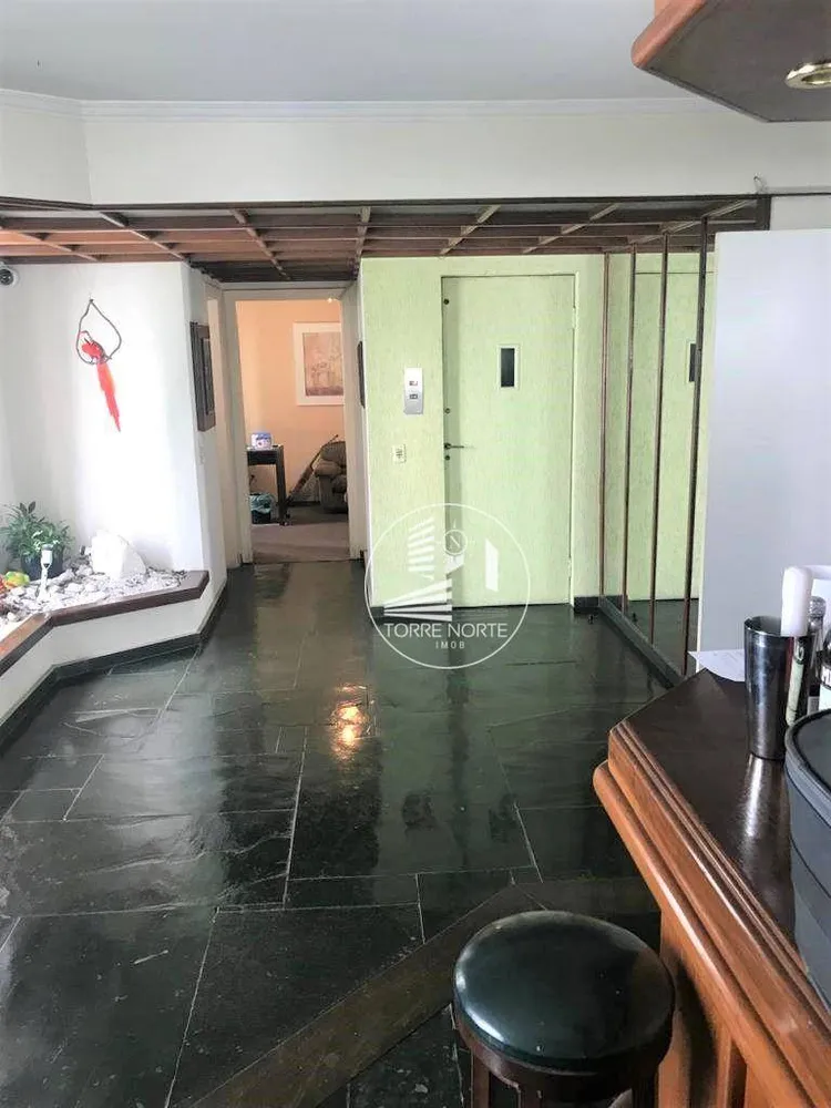 Apartamento, 3 quartos, 240 m² - Foto 4