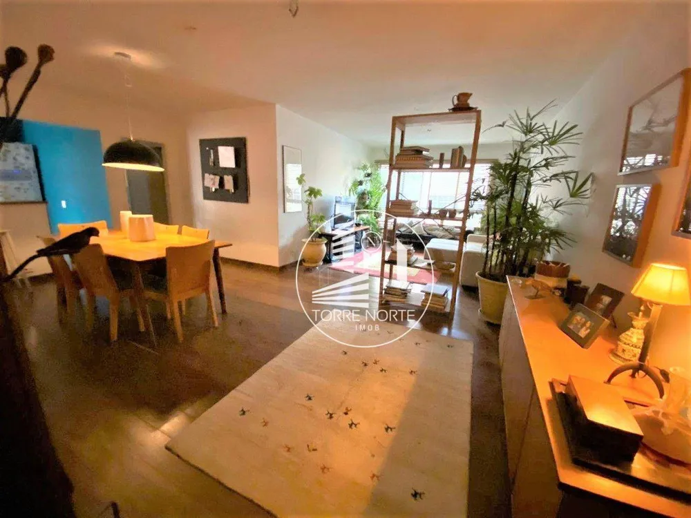 Apartamento, 3 quartos, 137 m² - Foto 1