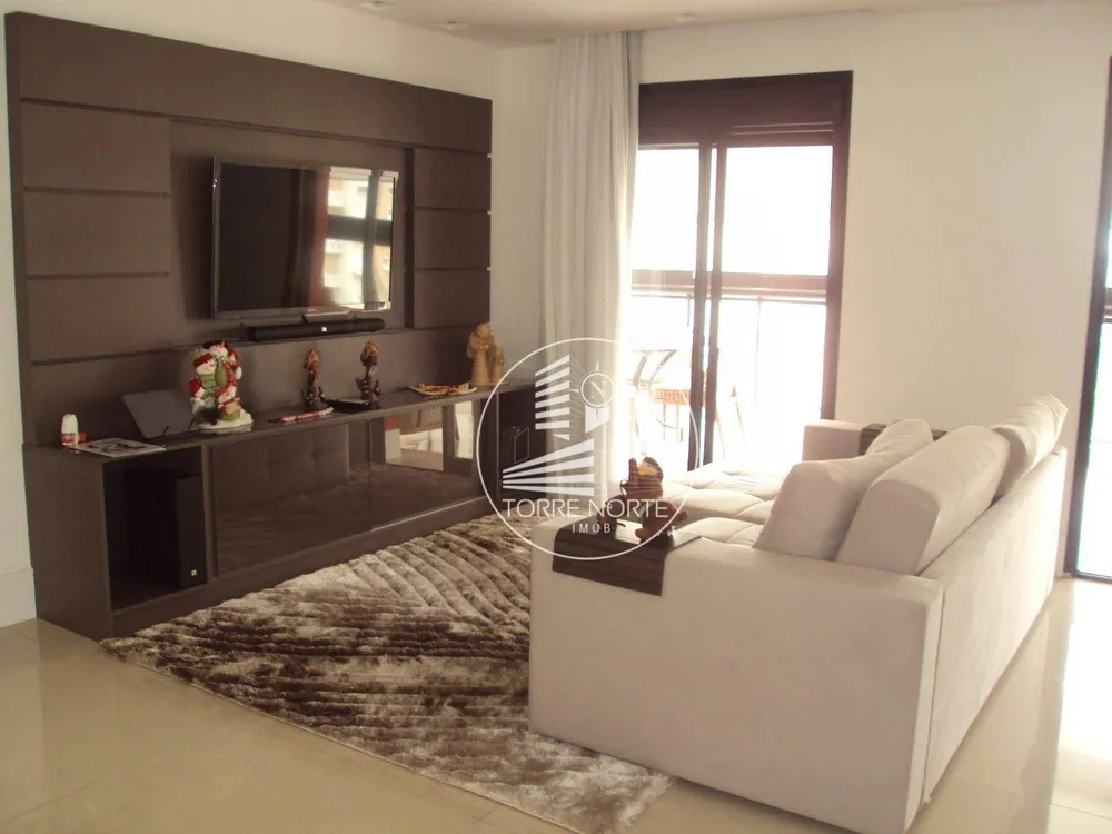 Apartamento, 3 quartos, 160 m² - Foto 3