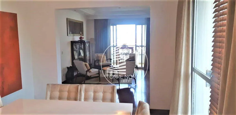 Apartamento, 4 quartos, 240 m² - Foto 2