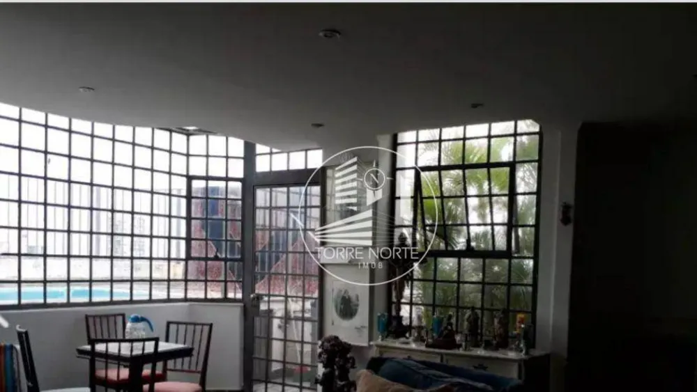 Cobertura, 4 quartos, 247 m² - Foto 4