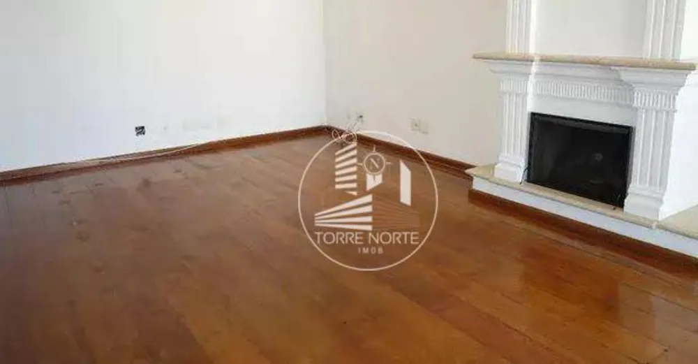 Cobertura, 3 quartos, 223 m² - Foto 2