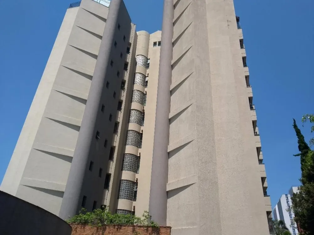 Cobertura, 3 quartos, 218 m² - Foto 2