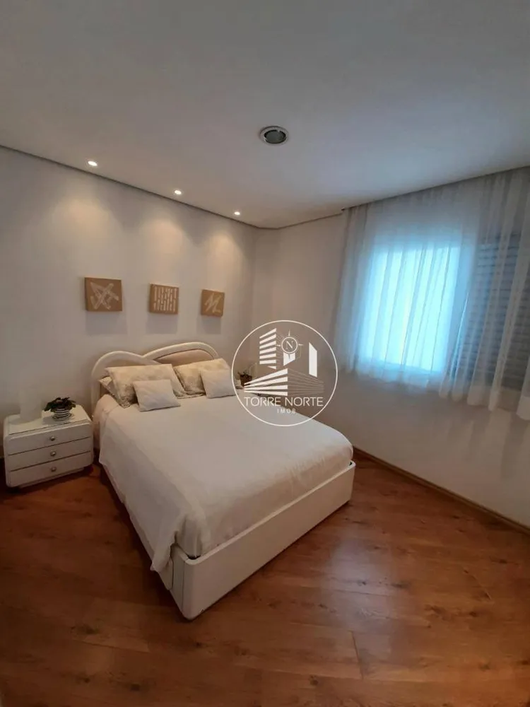 Apartamento, 3 quartos, 136 m² - Foto 2