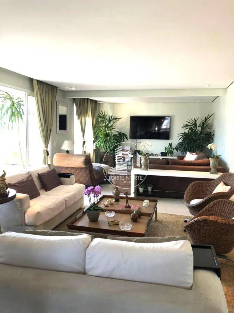 Apartamento, 4 quartos, 261 m² - Foto 4
