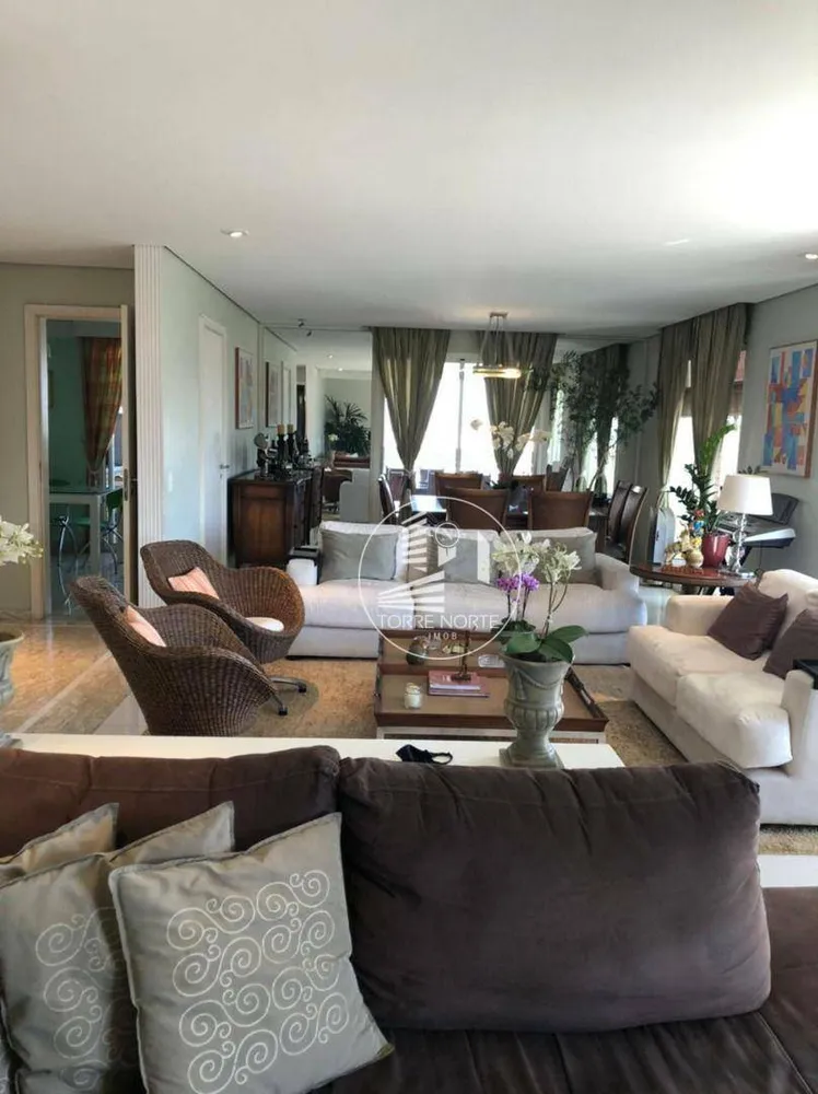 Apartamento, 4 quartos, 261 m² - Foto 2