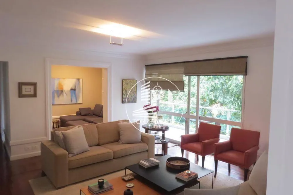 Apartamento, 3 quartos, 220 m² - Foto 2