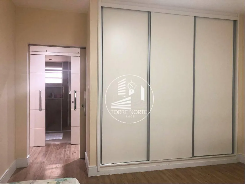 Apartamento, 3 quartos, 218 m² - Foto 4