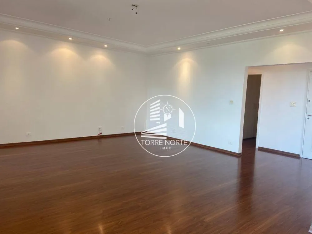 Apartamento, 3 quartos, 218 m² - Foto 4