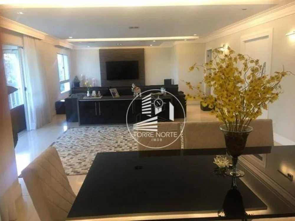 Apartamento, 4 quartos, 233 m² - Foto 3