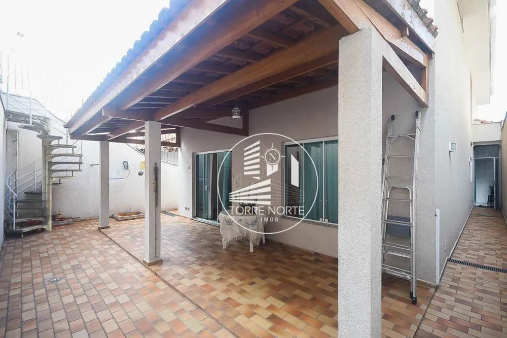 Sobrado, 4 quartos, 389 m² - Foto 2