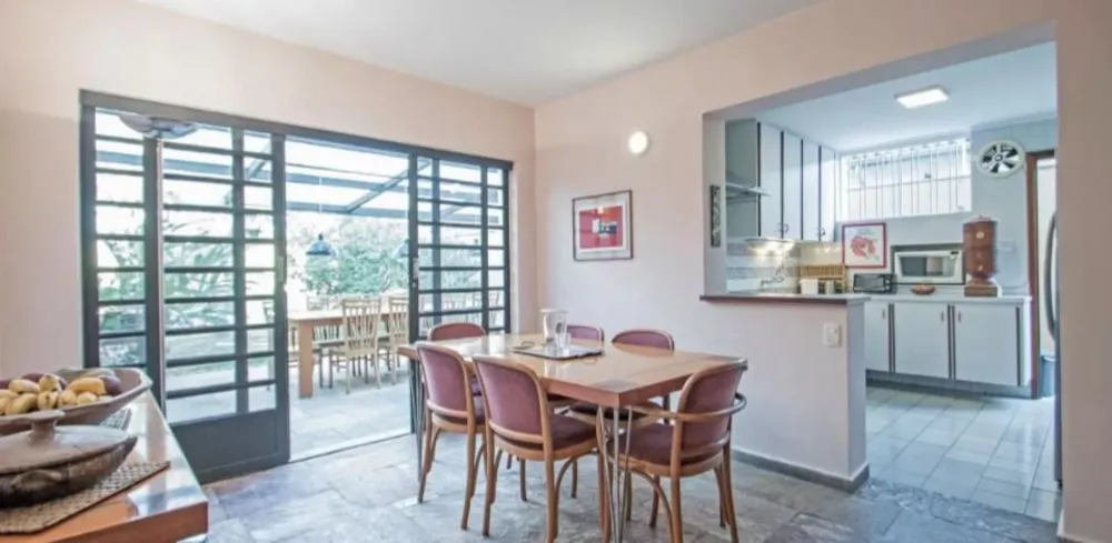 Casa, 3 quartos, 327 m² - Foto 1
