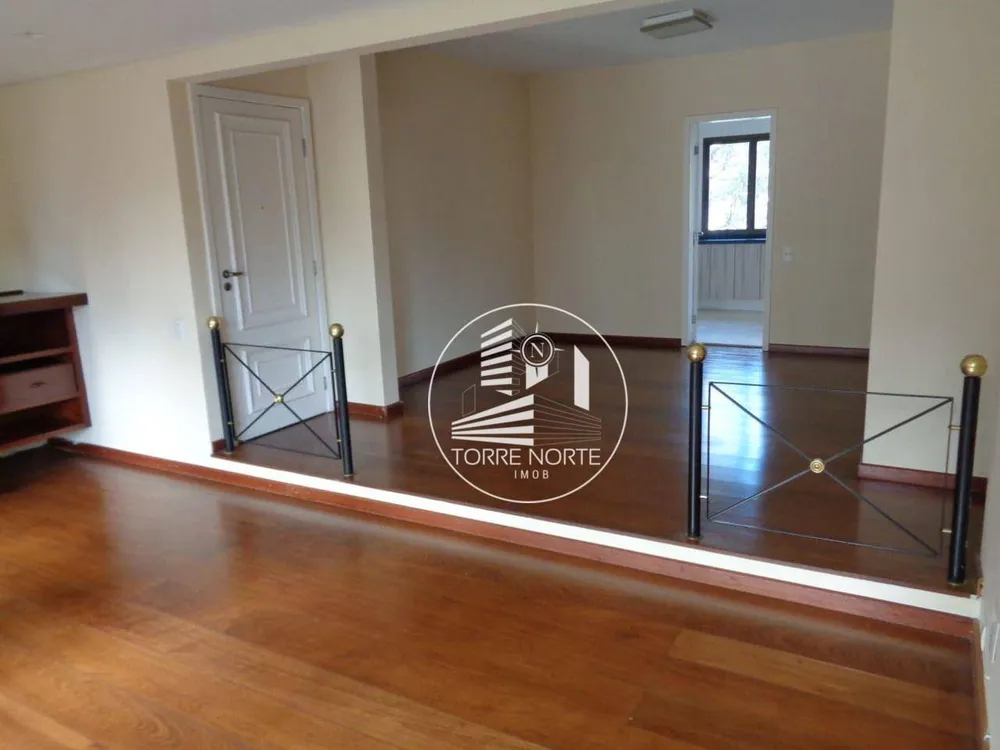 Apartamento, 3 quartos, 130 m² - Foto 2