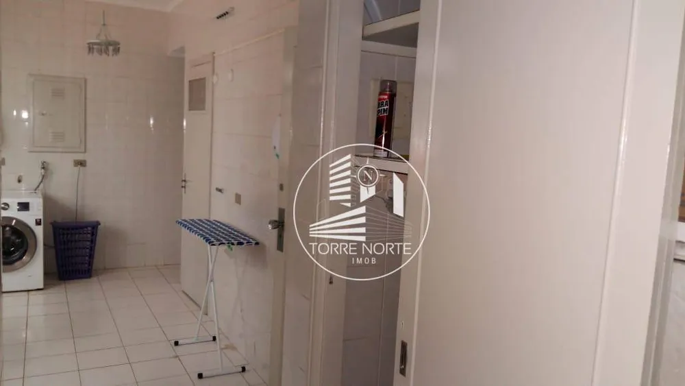 Apartamento, 3 quartos, 247 m² - Foto 3