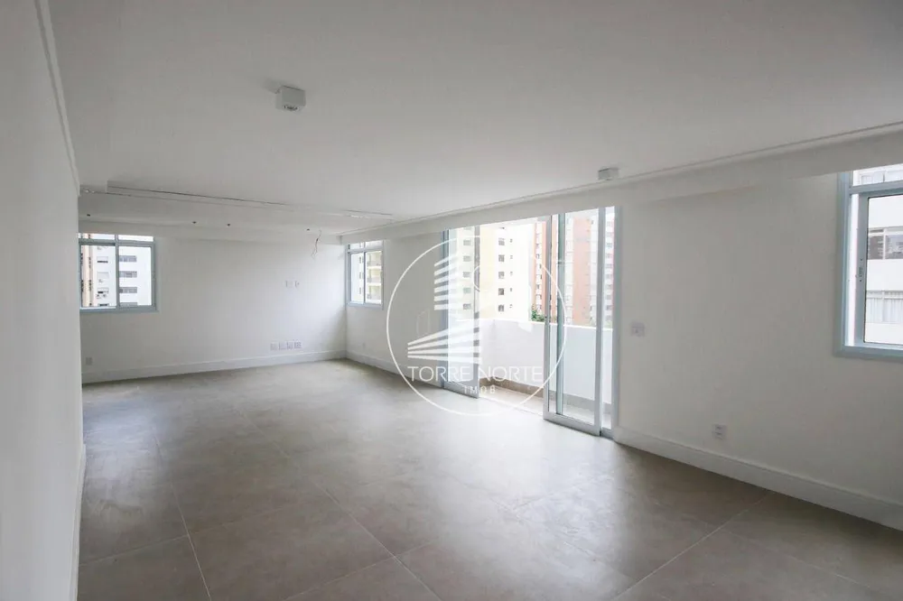 Apartamento, 3 quartos, 258 m² - Foto 1