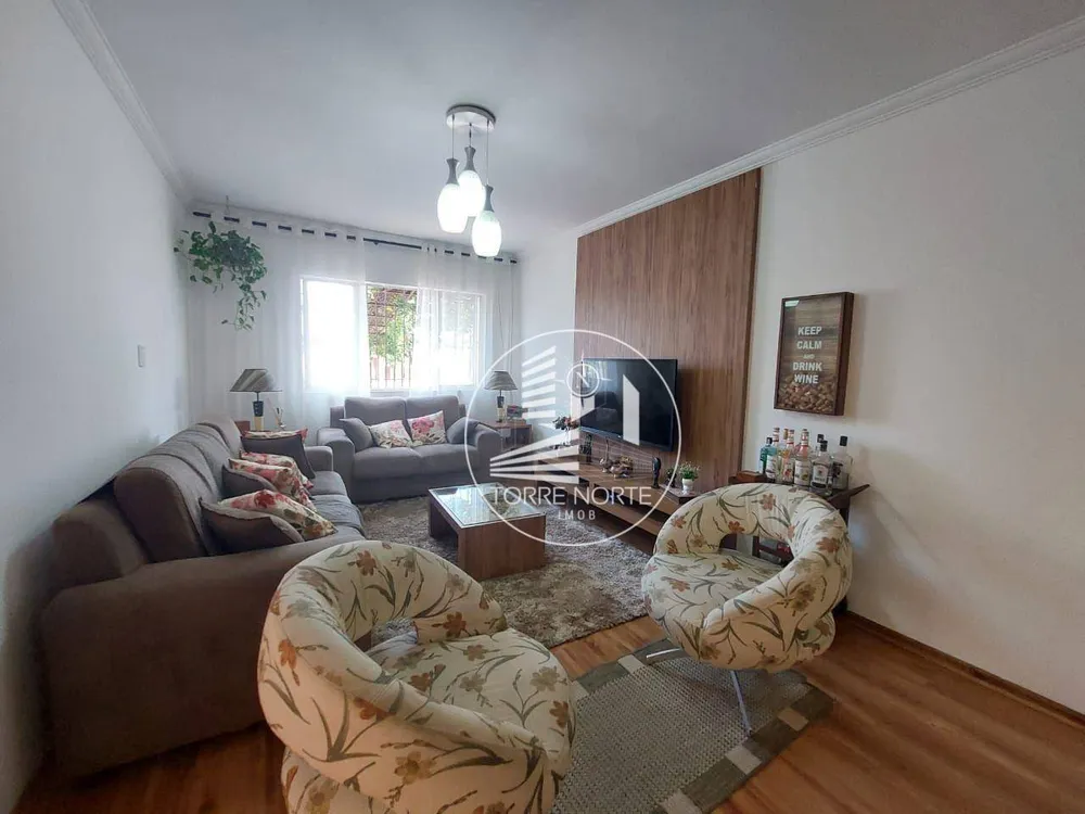 Casa, 4 quartos, 170 m² - Foto 1
