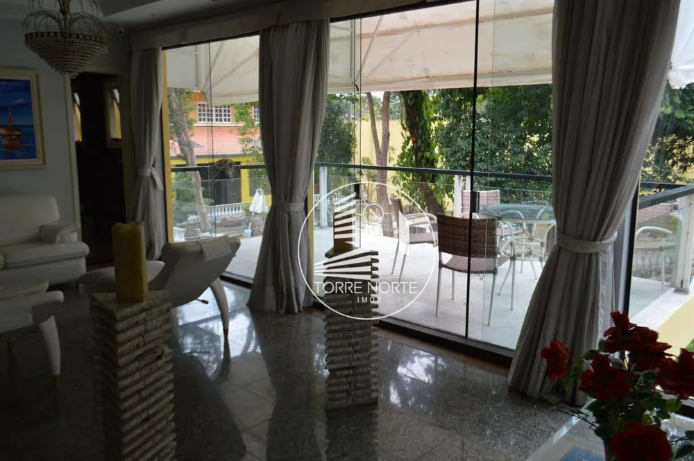 Sobrado, 7 quartos, 550 m² - Foto 2