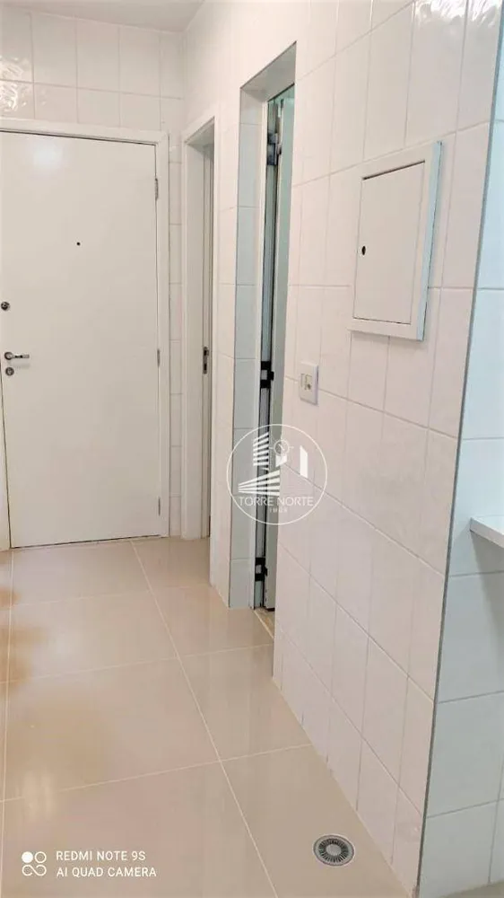 Apartamento, 3 quartos, 124 m² - Foto 2