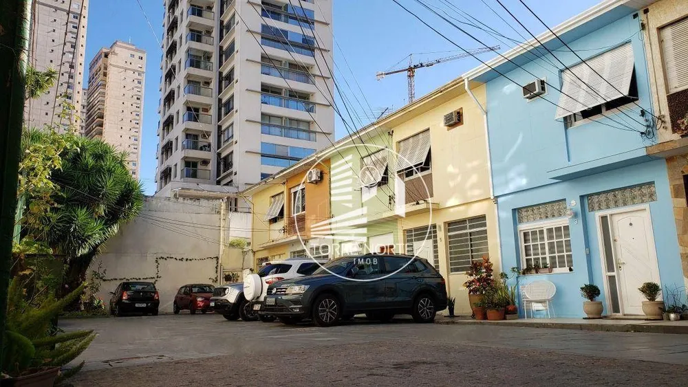Sobrado, 4 quartos, 159 m² - Foto 1