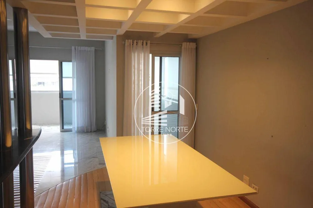 Apartamento, 3 quartos, 350 m² - Foto 1