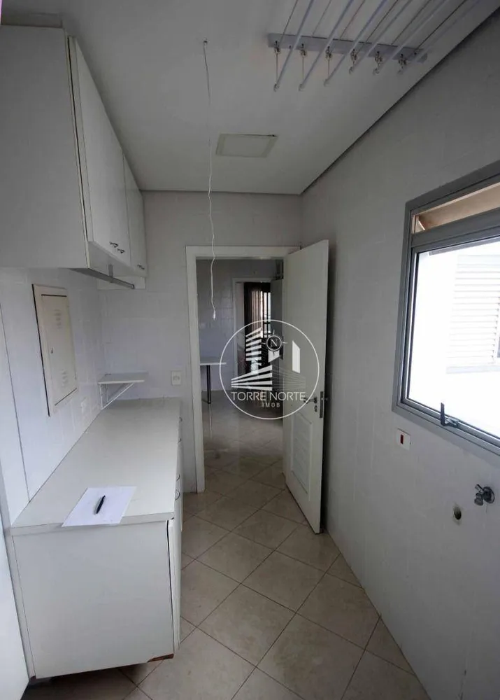 Apartamento, 3 quartos, 350 m² - Foto 3