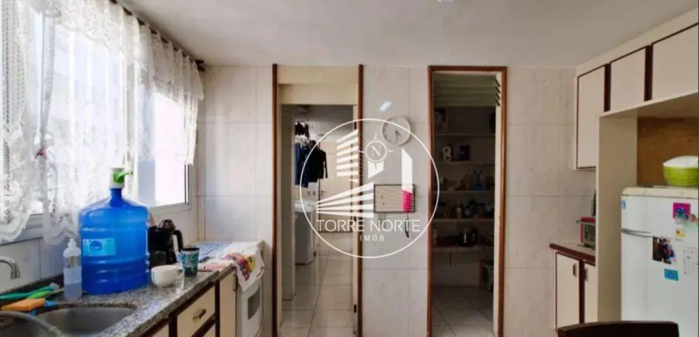 Apartamento, 4 quartos, 219 m² - Foto 4
