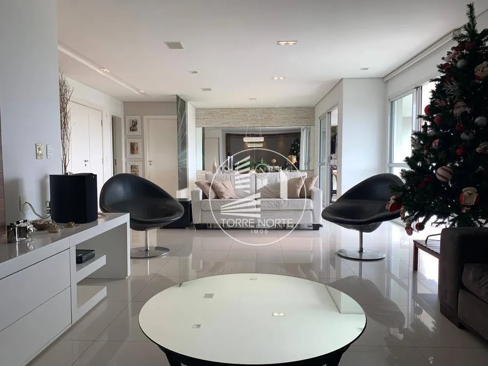 Apartamento, 3 quartos, 177 m² - Foto 1