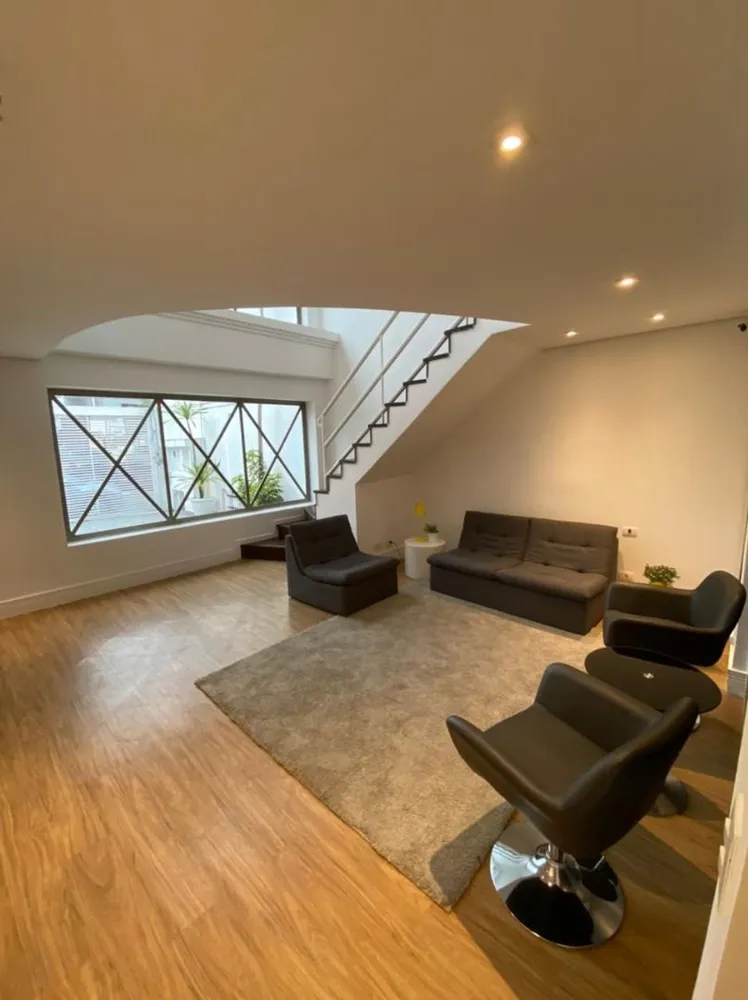 Sobrado, 8 quartos, 300 m² - Foto 4