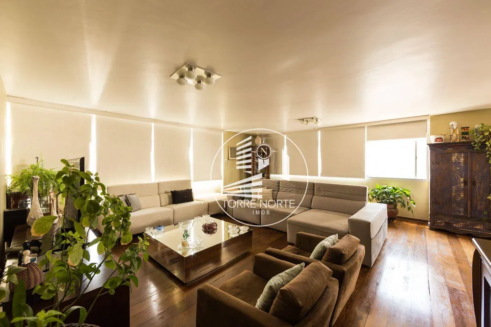 Apartamento, 4 quartos, 240 m² - Foto 1