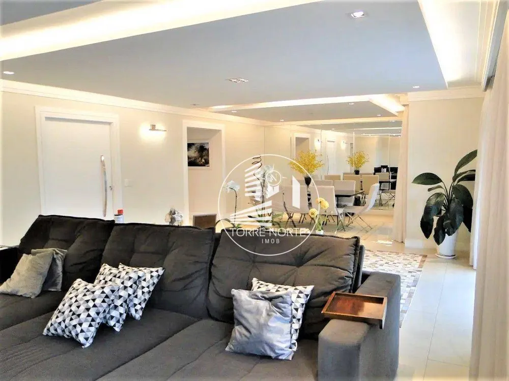 Apartamento, 4 quartos, 233 m² - Foto 2