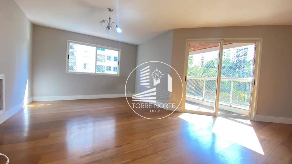 Apartamento, 4 quartos, 200 m² - Foto 1