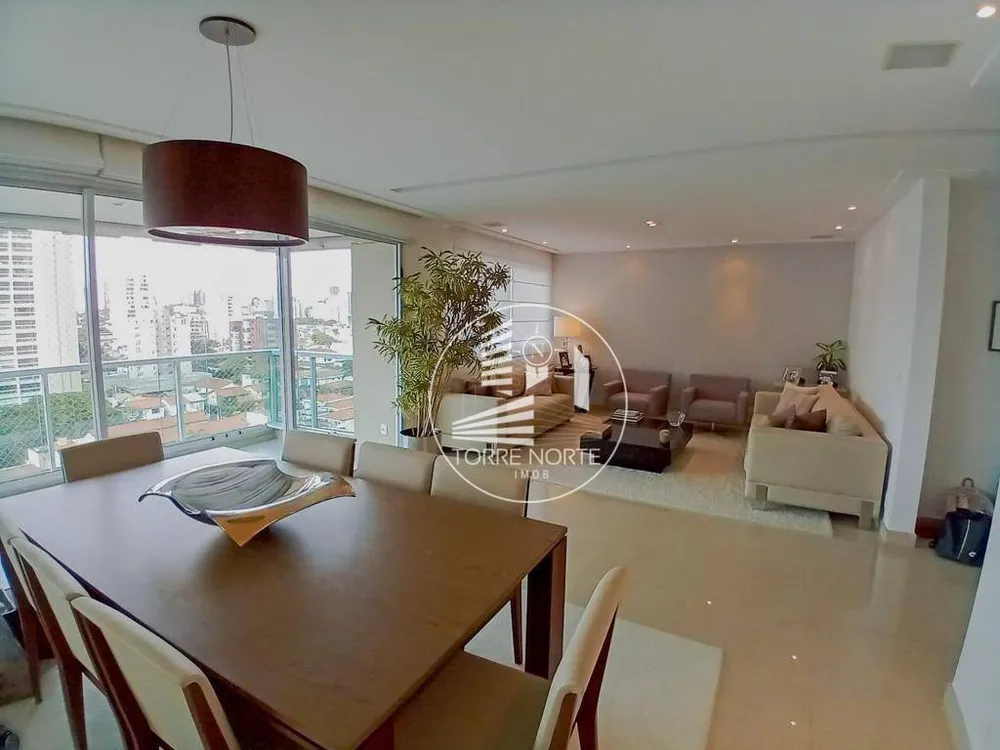 Apartamento, 4 quartos, 198 m² - Foto 1