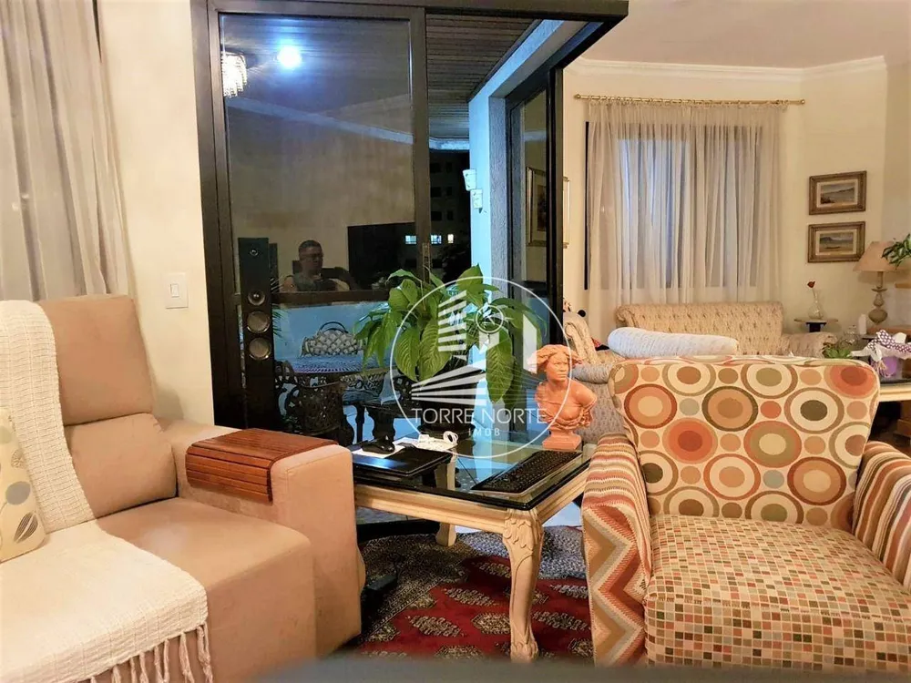 Apartamento, 3 quartos, 144 m² - Foto 1