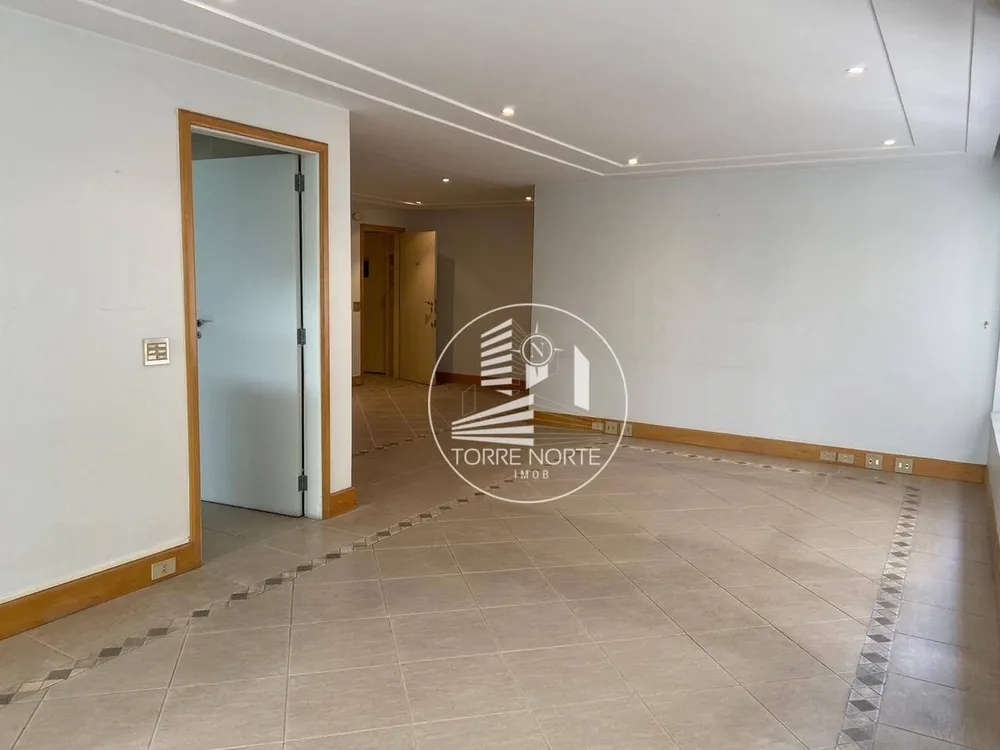 Apartamento, 3 quartos, 189 m² - Foto 1
