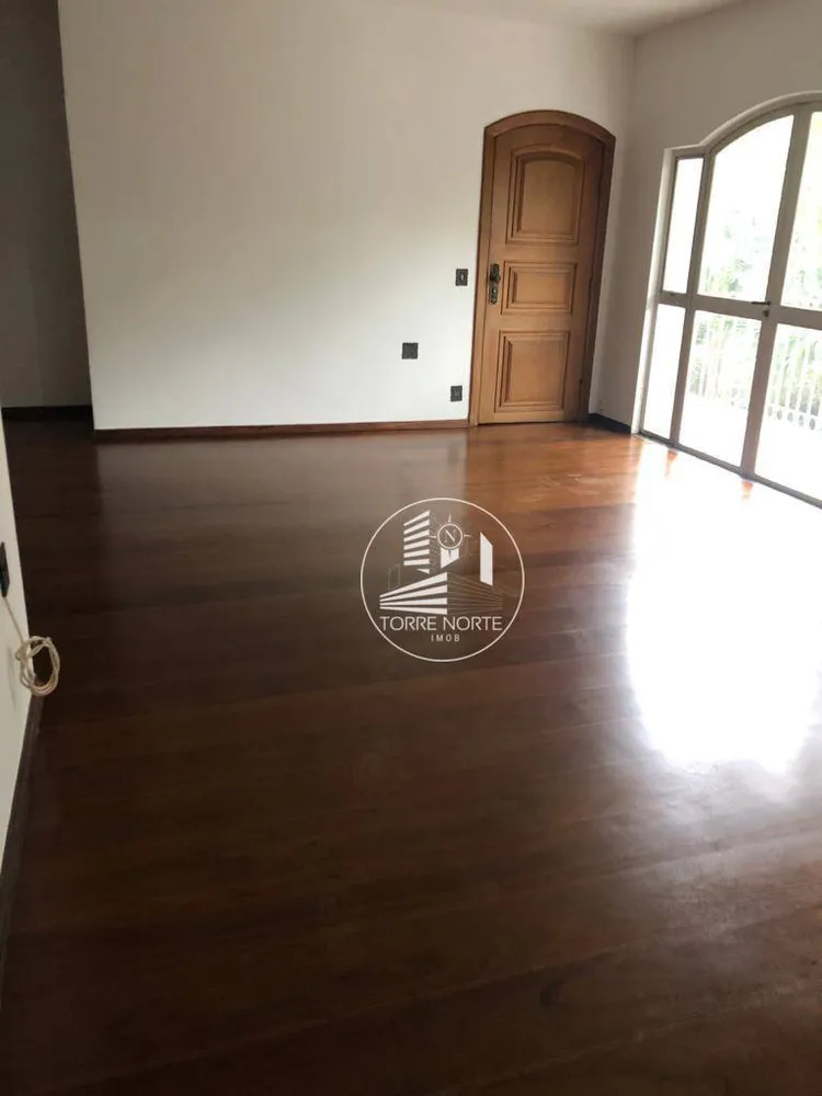 Apartamento, 3 quartos, 160 m² - Foto 2