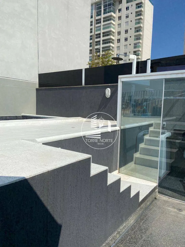 Apartamento, 1 quarto, 135 m² - Foto 1